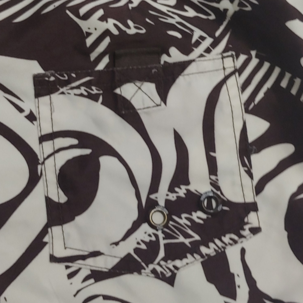 Volcom Shorts - Picture 4 of 7